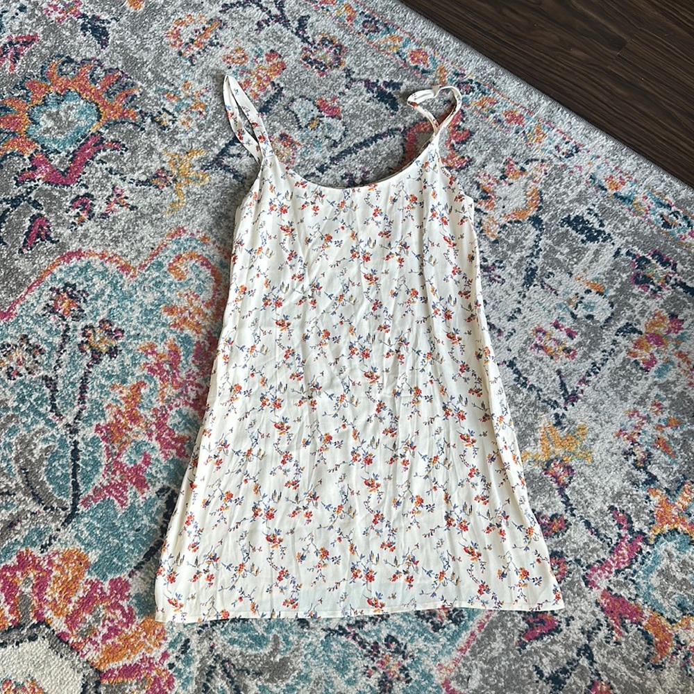 Reformation Cream Floral Dress Size 8